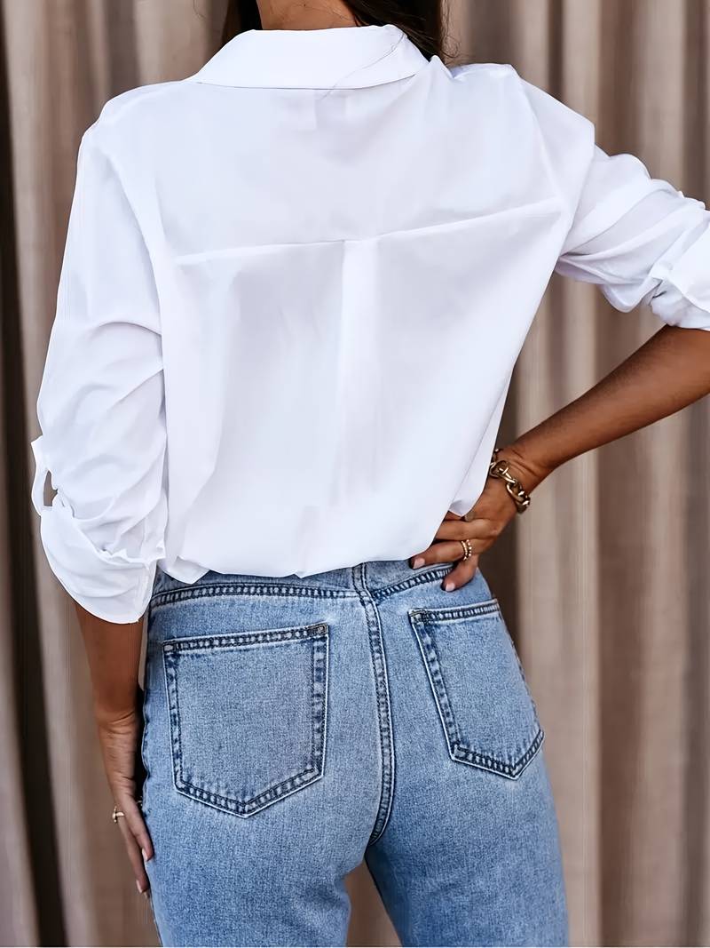 CORINE | Relaxed blouse with V-neck for spring