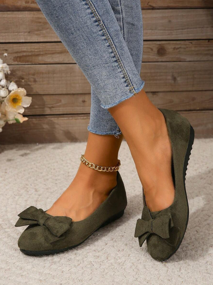 Elegant Women's Bow Detail Flats