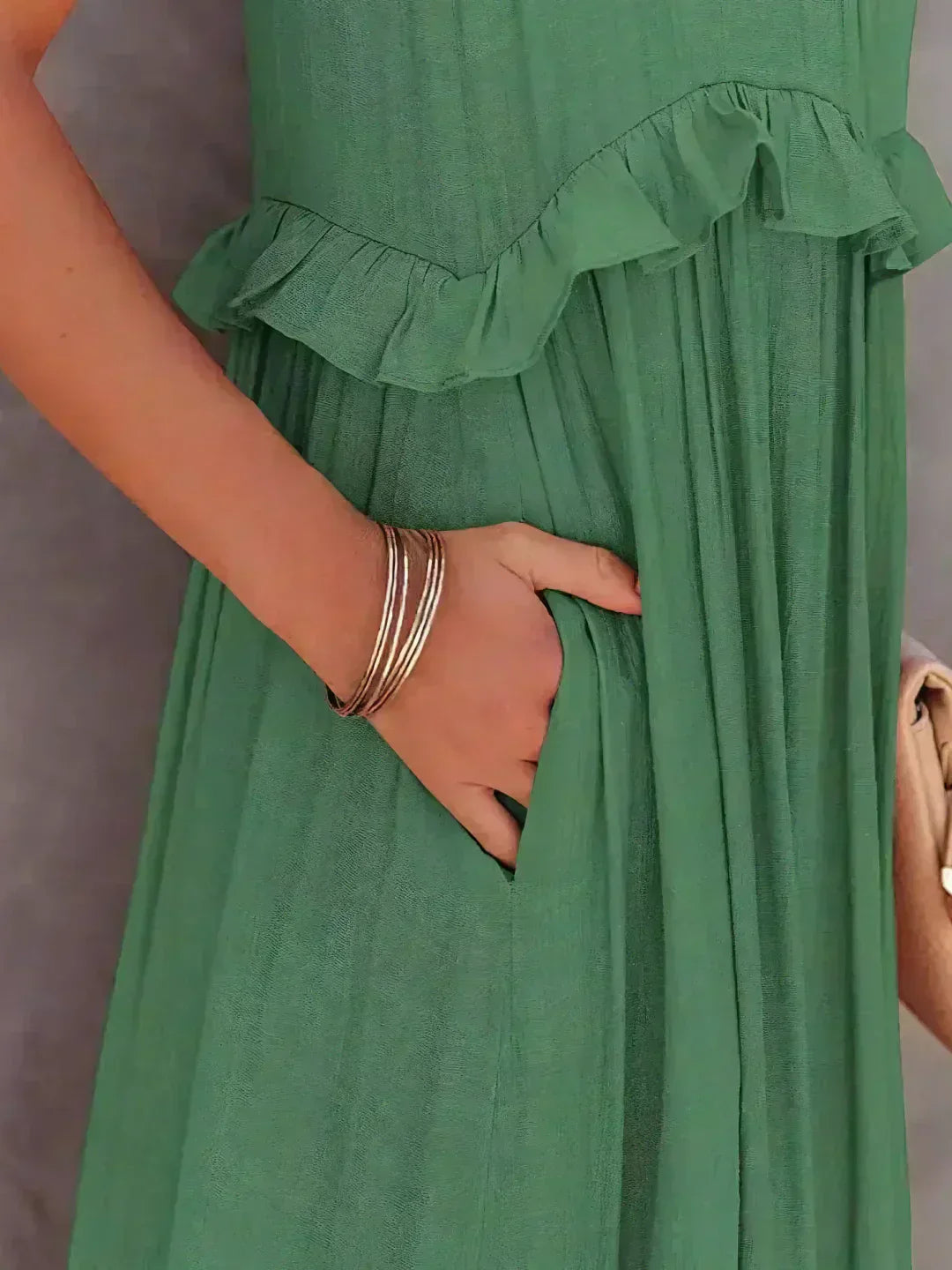 Mia | Elegant Halter Dress with Ruffle Trim