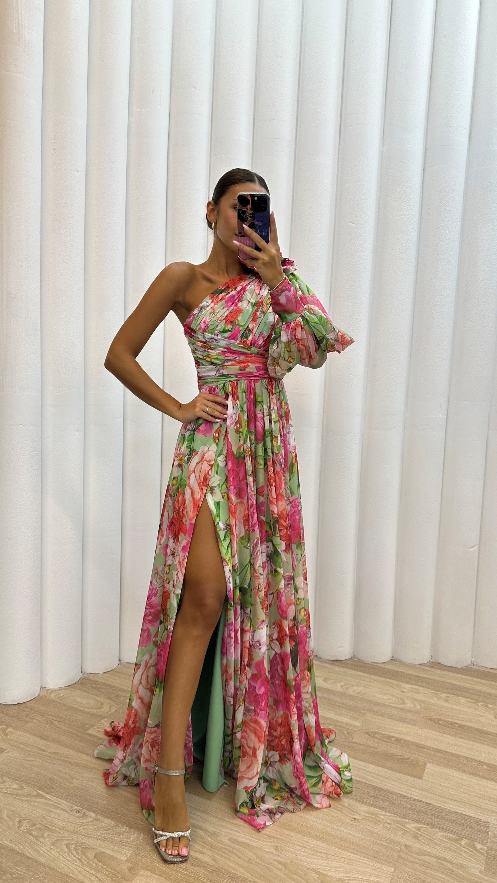 Ruby | Elegant Flowy Dress for Summer Occasions