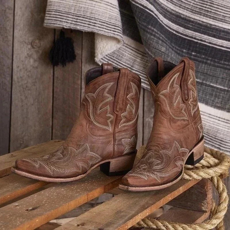 Eliza | Pointed Toe Fashion Boots