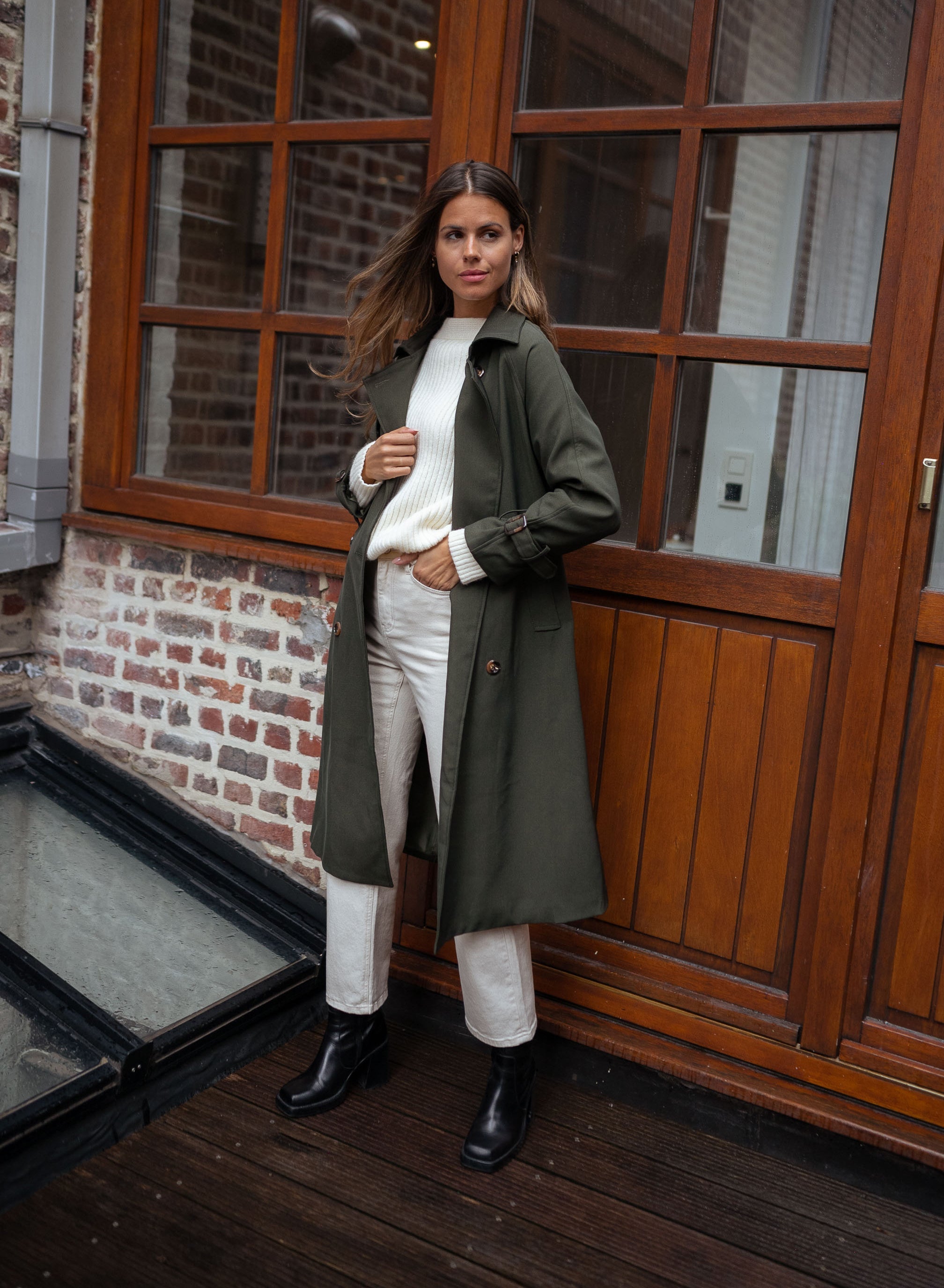Charlie - Elegant Trenchcoat