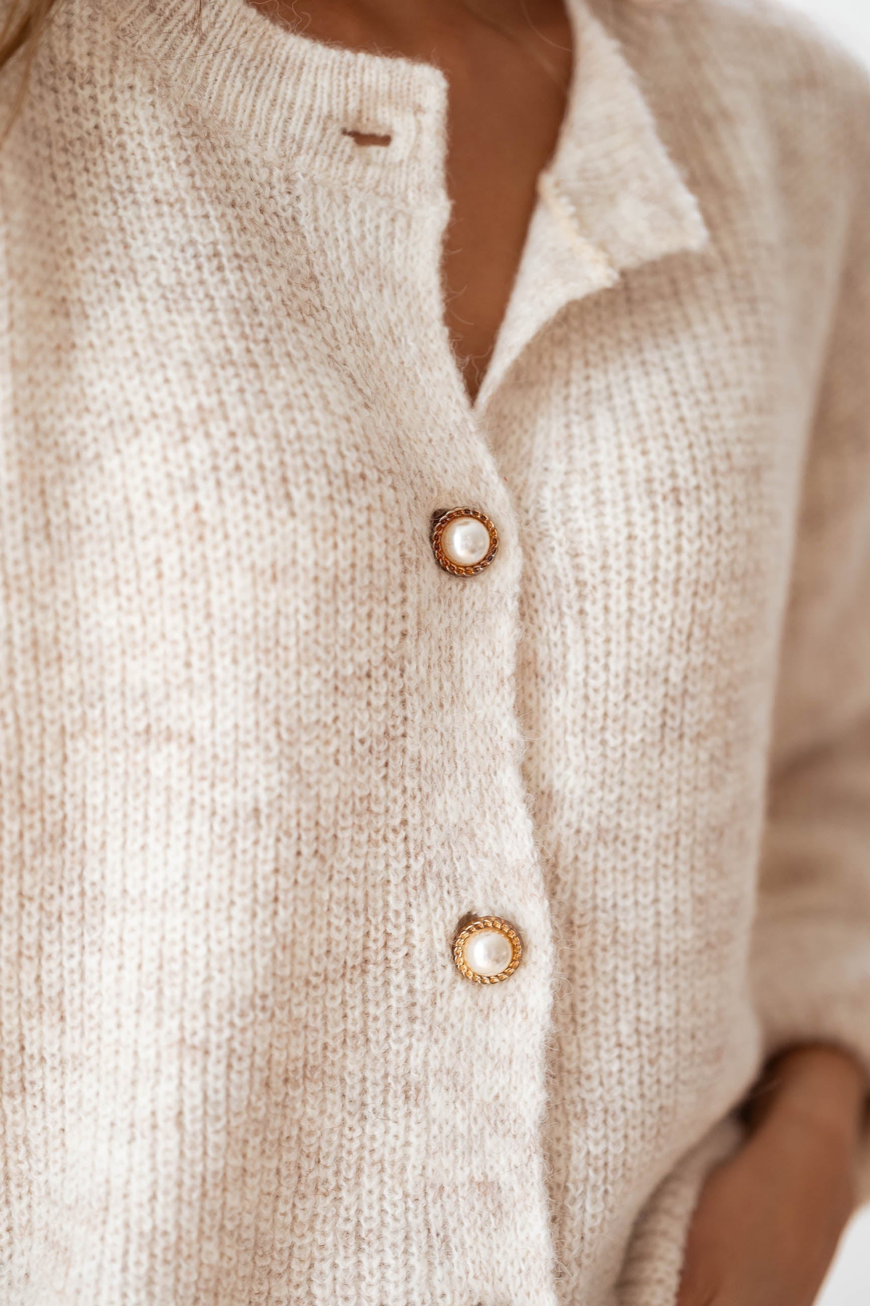 Diana - Elegant Cardigan