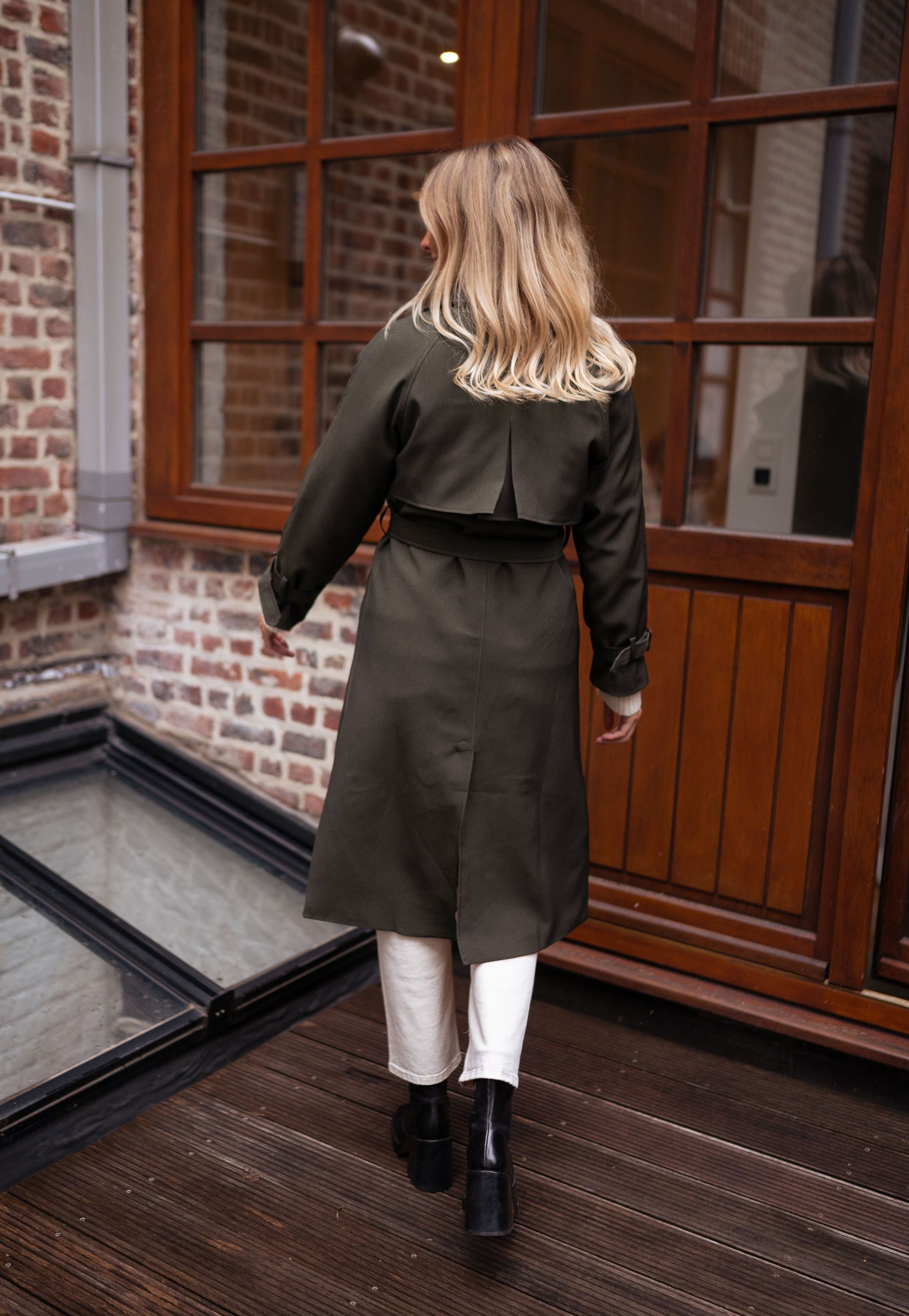 Charlie - Elegant Trenchcoat