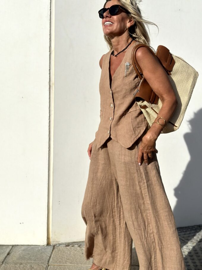 Sia | Chic Women's Linen Vest and Pants Set