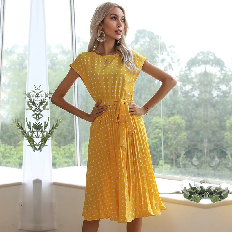 Ellie | Floral Patterned Dress with Polka Dots