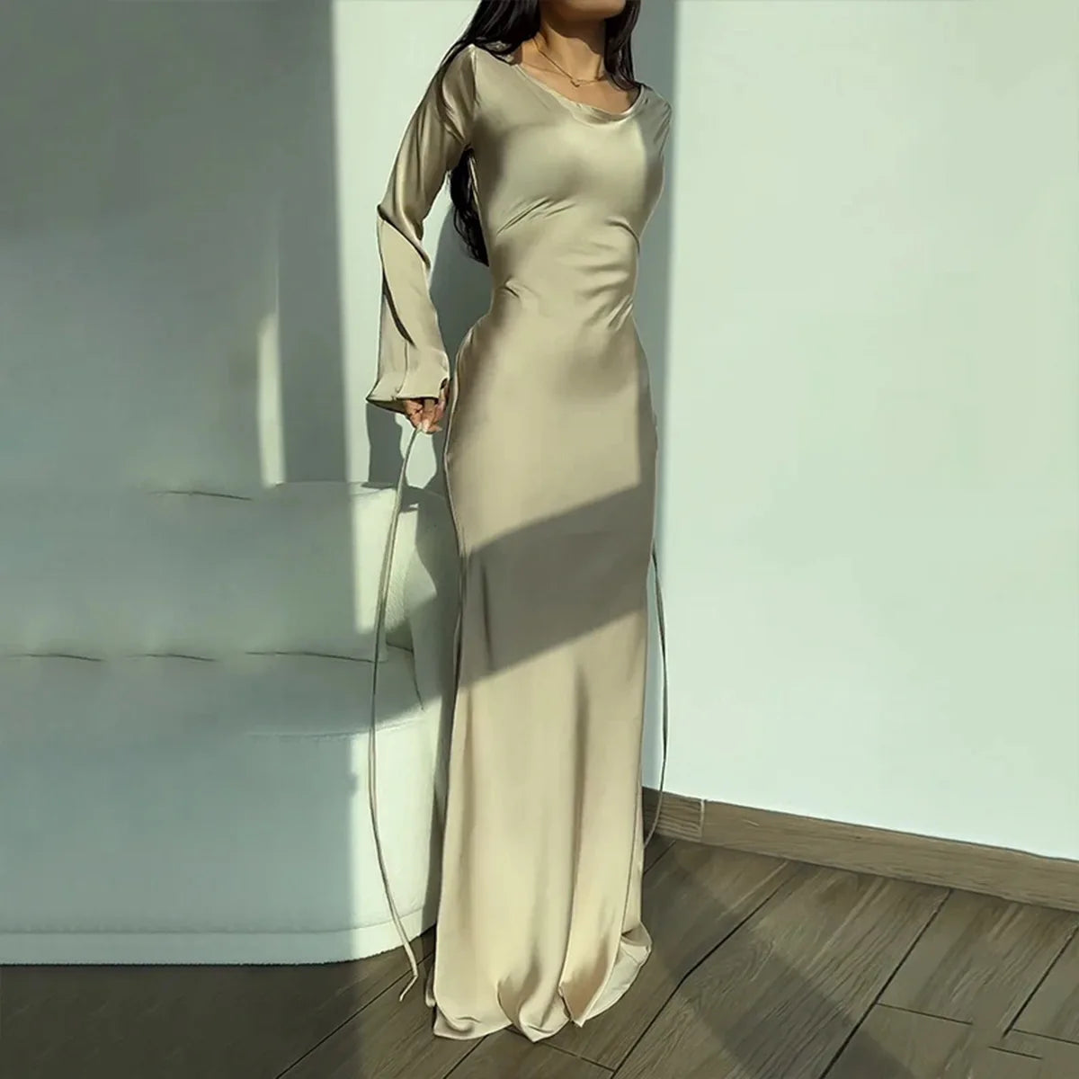 Women’s Elegant Round Neck Maxi Dress for Occasions