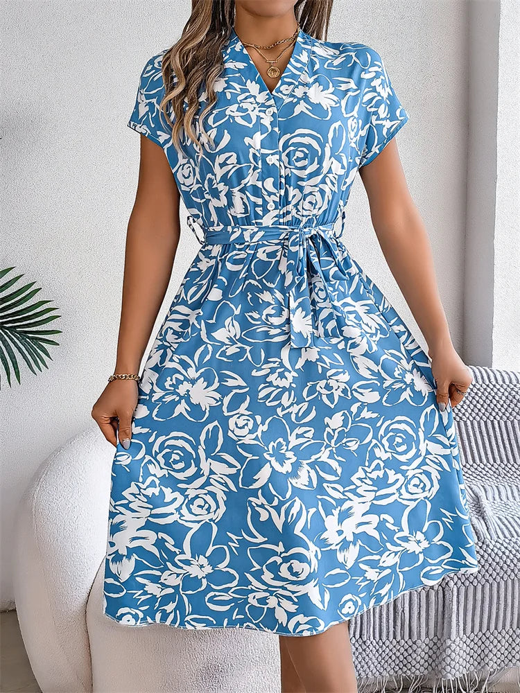 Charlotte | Dress with Vibrant Floral Patterns