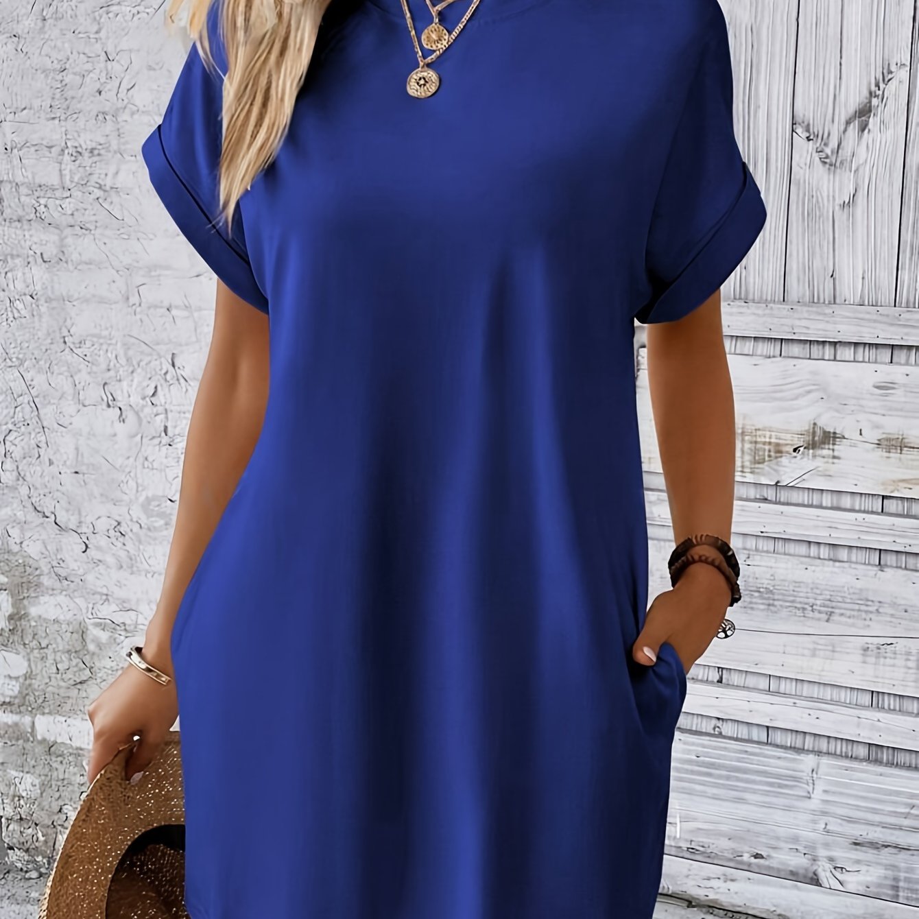 Heidi | Casual Dress with Round Neckline and Short Sleeves