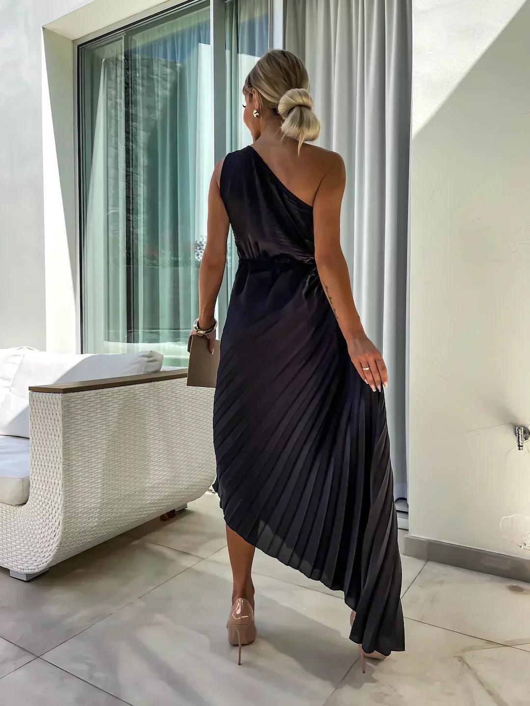 Willow | Elegant Pleated Dress with Shoulder Detail