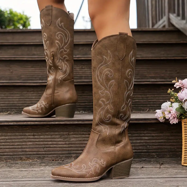 Fashionable Chunky Heel Cowboy Boots