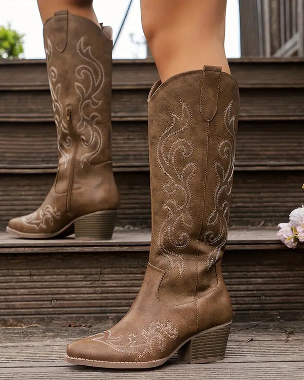 Fashionable Chunky Heel Cowboy Boots