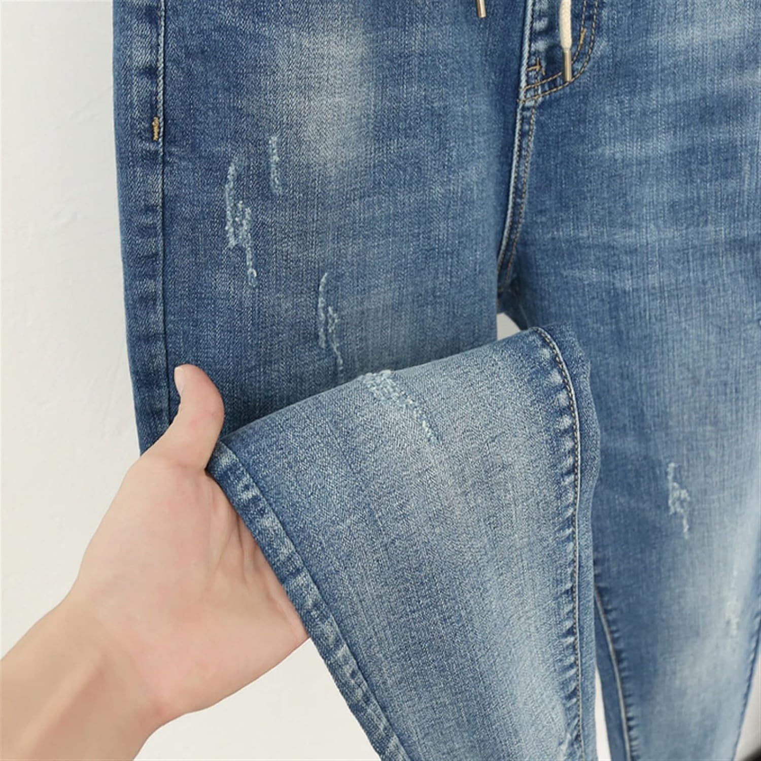 Elastic High-Waisted Baggy Jeans In Plus Size