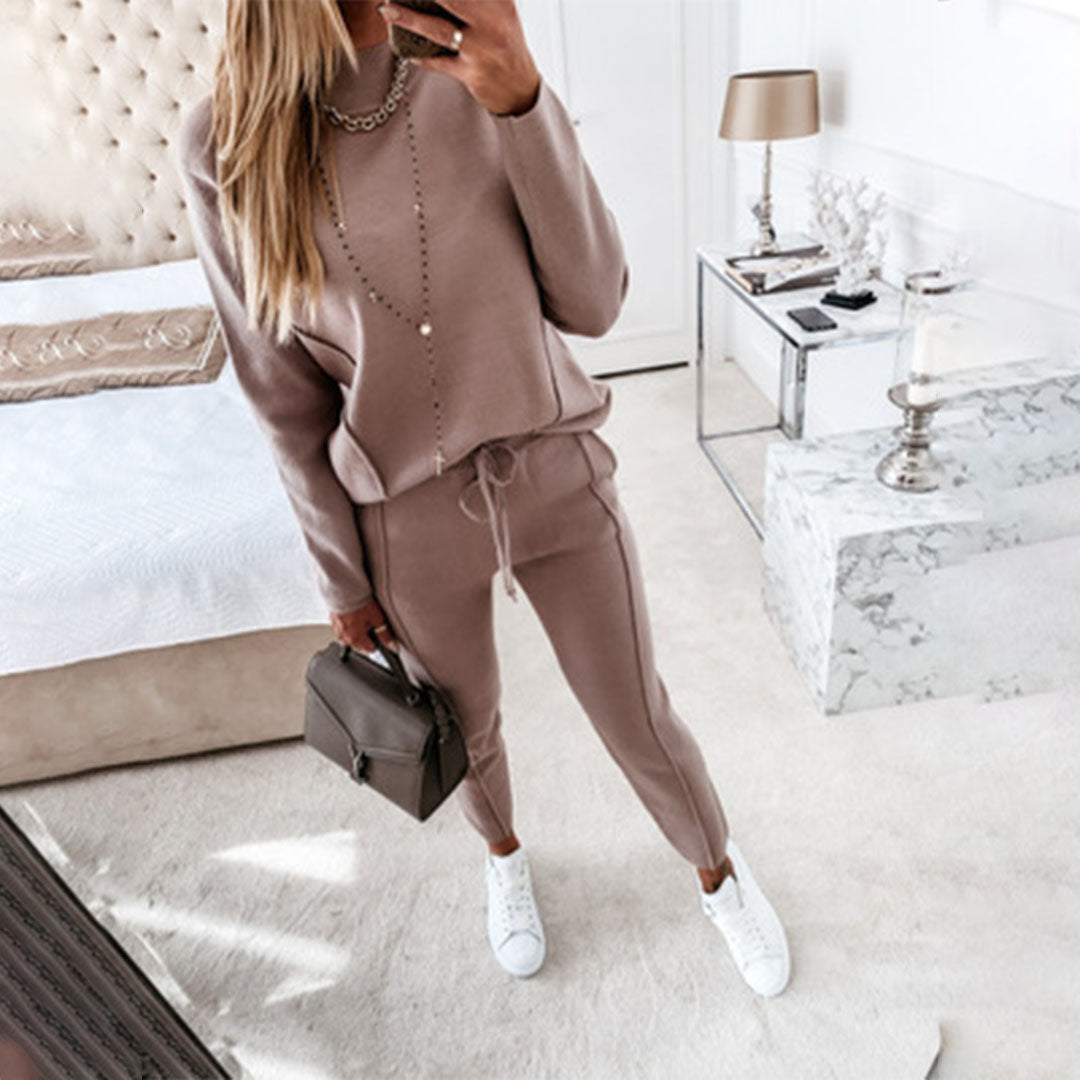 Ruby – Comfortabele & Elegant 2-Piece Set For Women