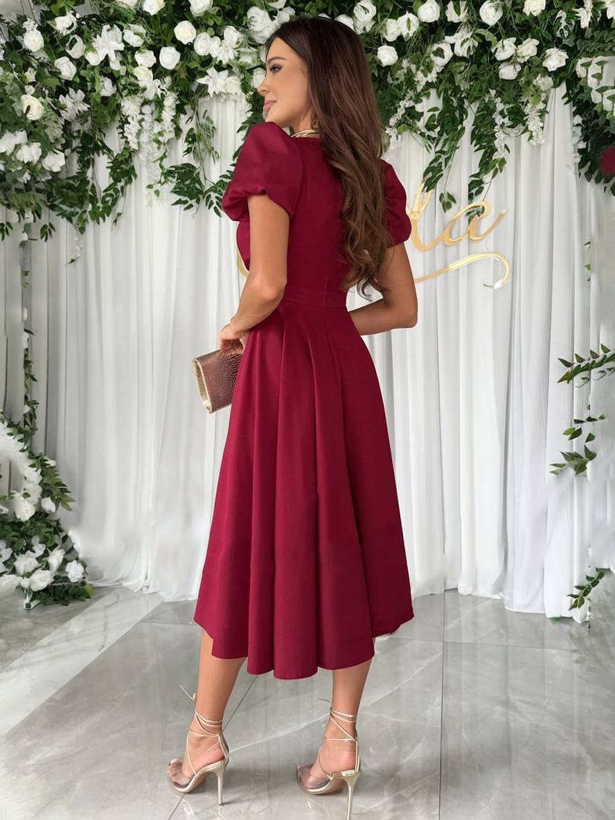 Annika | Elegant Bridesmaid Dress with V-Neckline