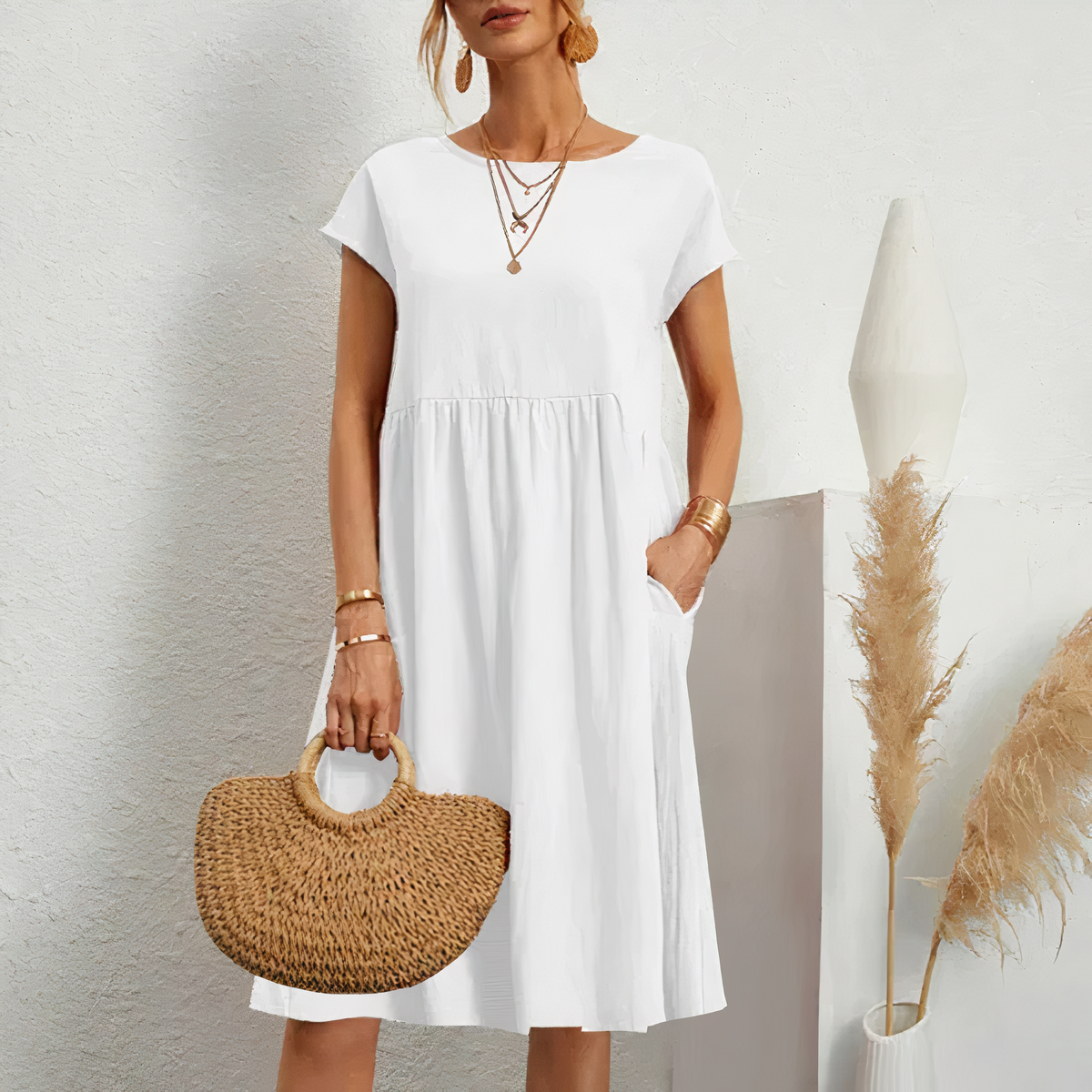 Amelia | Women's Knee-Length Dress with Pockets