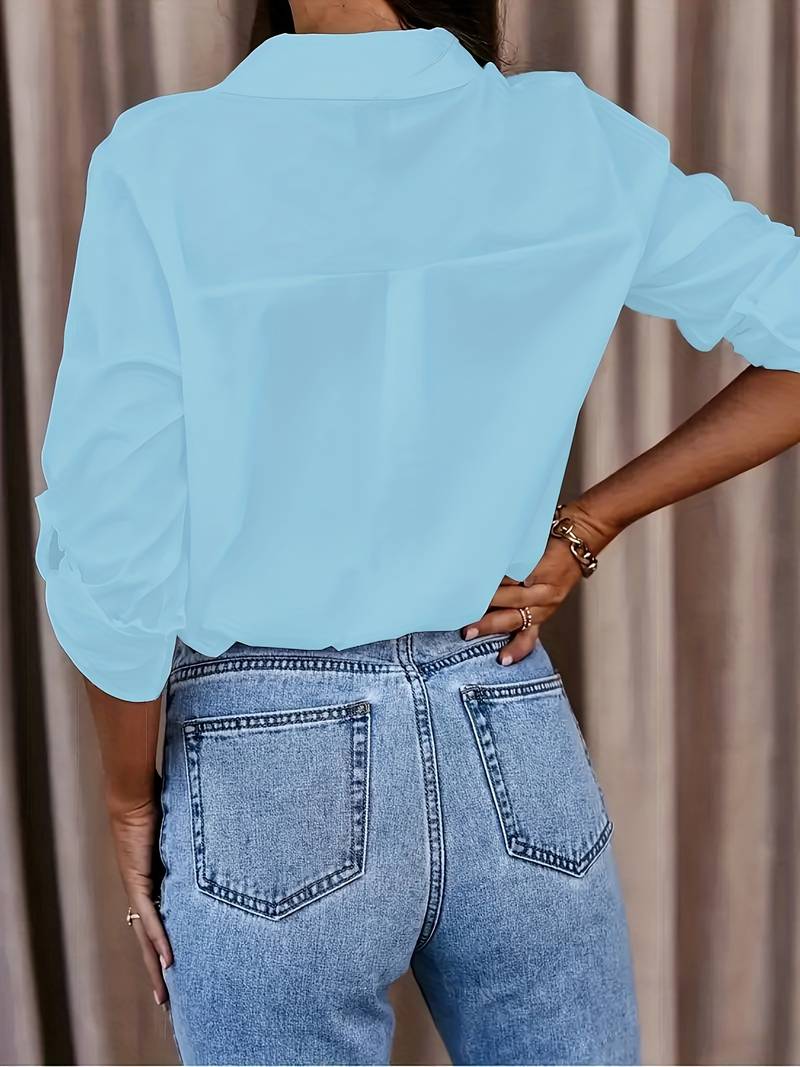 CORINE | Relaxed blouse with V-neck for spring