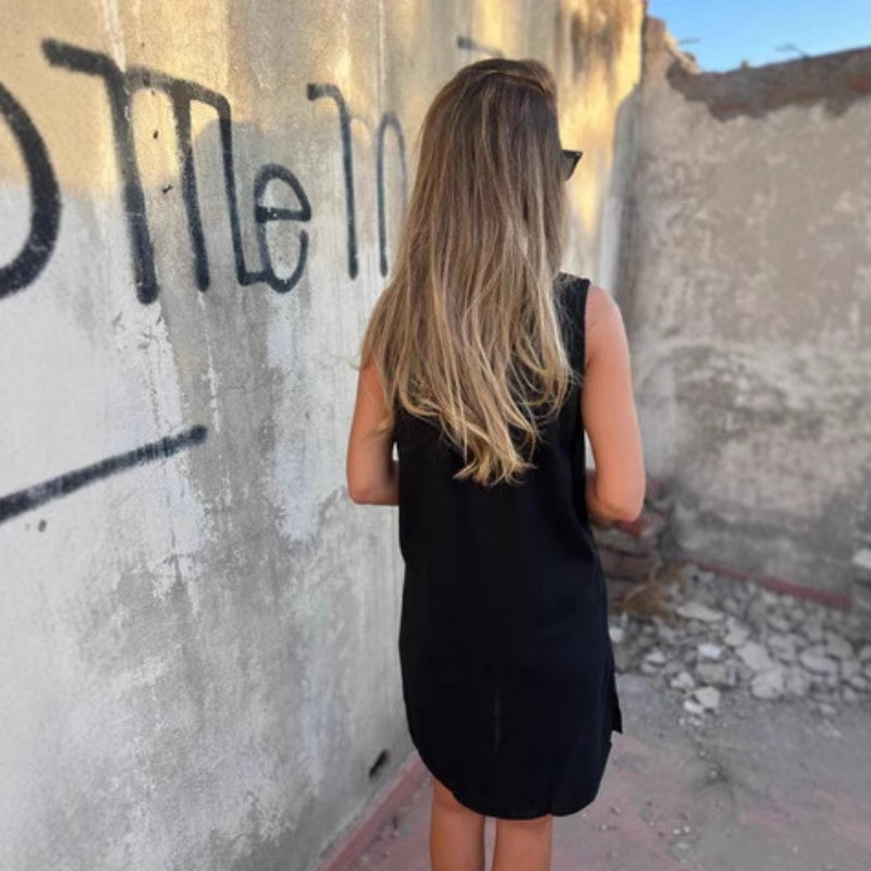Charlotte | Timeless Sleeveless Dress with Elegant Design